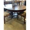 Image 3 : ANTIQUE DINING TABLE ON CASTERS W/ 4 CHAIRS AND LEAF