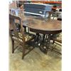 Image 4 : ANTIQUE DINING TABLE ON CASTERS W/ 4 CHAIRS AND LEAF