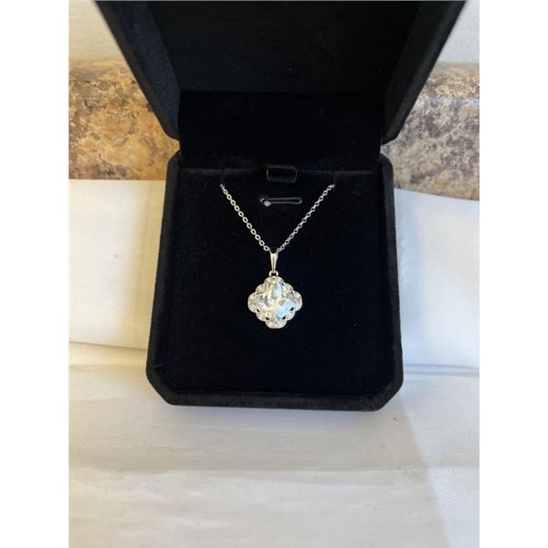 NEW PLATINUM PLATED 3.5CT CUSHION CUT SIMULATED DIAMOND (CZ) HALO NECKLACE, 16-18" LONG
