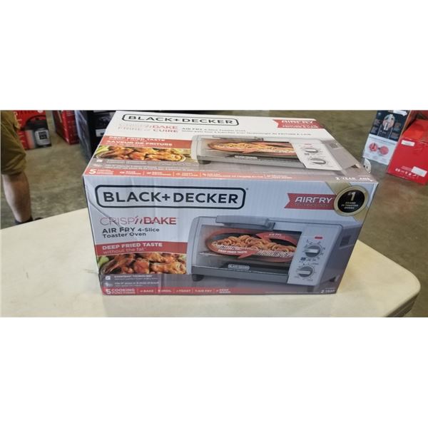 BLACK AND DECKER 4 SLICE AIR FRYER TOASTER OVEN - TESTED WORKING, RETAIL $179