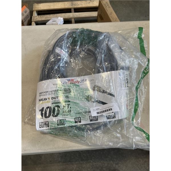 HEAVY DUTY 100 FOOT BLACK EXTENSION CORD. 12AWG/3C
