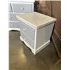 Image 3 : 2 TONE DRESSER AND MATCHING NIGHT STAND