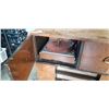 Image 2 : CHISOLM 625A TUBE RADIO WITH TURNTABLE. FOR PARTS OR REPAIR