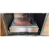 Image 3 : CHISOLM 625A TUBE RADIO WITH TURNTABLE. FOR PARTS OR REPAIR
