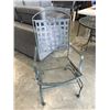 Image 3 : METAL OUTDOOR PATIO TABLE W/ 4 CHAIRS