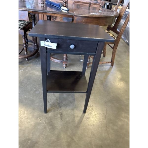 ONE DRAWER NIGHTSTAND