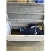 Image 2 : BLACK AND DECKER OUTDOOR STORAGE BOX