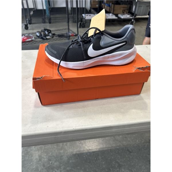 NIKE MENS REVOLUTION 7 ANTHRACITE/WHITE-COOL GREY. SIZE 9.5