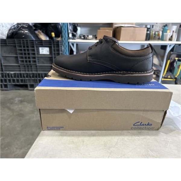 CLARKS COLLECTION WOMANS EASTRIDGE LOW DARK BROWN LEATHER SHOES. SIZE 7.5 US