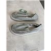Image 2 : SANUK WOMANS DONNA HEMP SHOES. SIZE 6 US