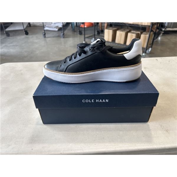 COLE HAAN WOMANS BLACK/WHITE GP TOPSPIN SNEAKERS SIZE 10 US