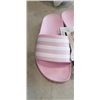 Image 2 : ADIDAS KIDS PINK ADILETTE AQUA K SANDLES. SIZE 3