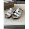 Image 2 : CLARKS COLLECTION LEISA CACTI Q WHITE LEATHER WOMANS SLIDE SANDLE. SIZE 7.5 US