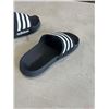 Image 3 : ADIDAS KIDS SANDLES. SIZE 10K