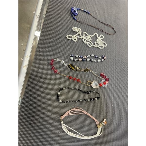 ASSORTED BEAD AND PEARL NECKLACES