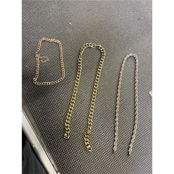 LARGE HEAVY GOLD TONE CHAINS