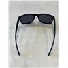Image 4 : 2 PAIRS OF FOSTER GRANT SUNGLASSES. 1 PAIR IS POLARIZED