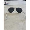 Image 5 : 2 PAIRS OF RAYBAN SUNGLASSES, 1 WITH CASE