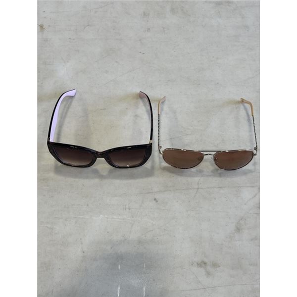 PAIR OF JONES NEW YORK AND PAIR OF OSCAR DE LA RENTA SUNGLASSES