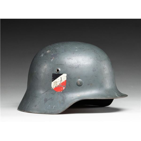 WWII GERMAN M35 LUFTWAFFE HELMET.