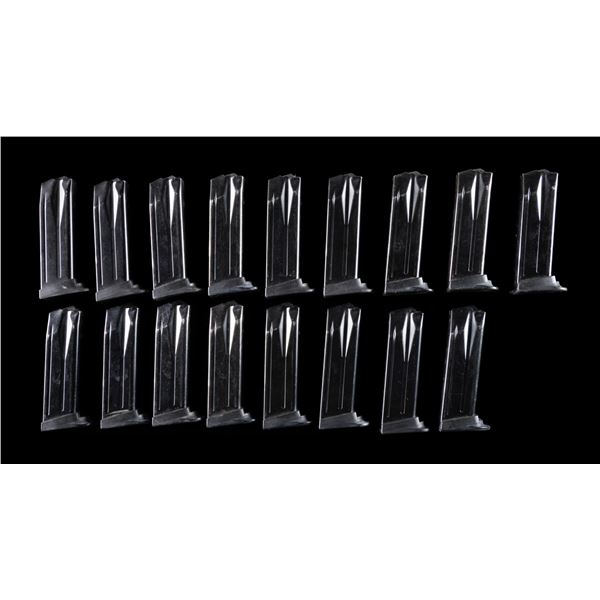 17 HK P2000 / USP COMPACT 40 S&W, 12 RD MAGAZINES.