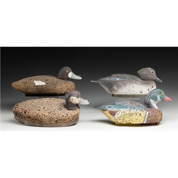 1 HOLZWORTH & 3 UNSIGNED CORK DECOYS.