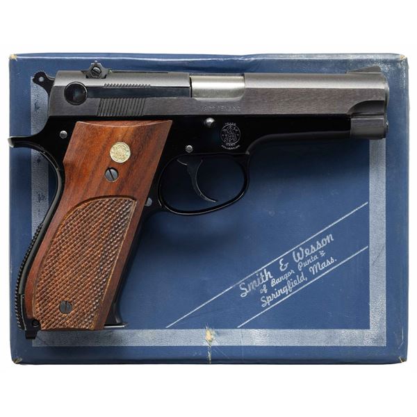 SMITH & WESSON MODEL 39 SEMI AUTO PISTOL.