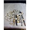 Image 1 : Large Lot of Vintage Mens and Ladies Wristwatches As Found