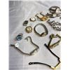 Image 3 : Large Lot of Vintage Mens and Ladies Wristwatches As Found