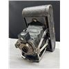 Image 5 : 2 Antique Cameras