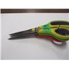 Image 2 : NEW:  3 PAIR OF SCISSORS