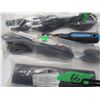 Image 3 : 2 RECHARGEABLE BATTERY PACKS, 1 REMOTE, DRIVER