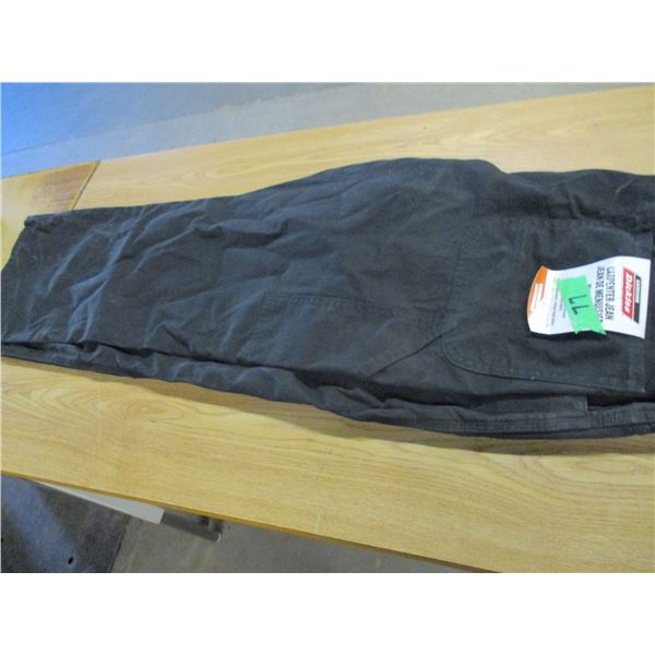 NEW:  MEN'S DICKIE JEANS (SIZE 42 X 30)