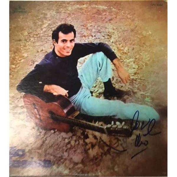 Julio Iglesias signed album
