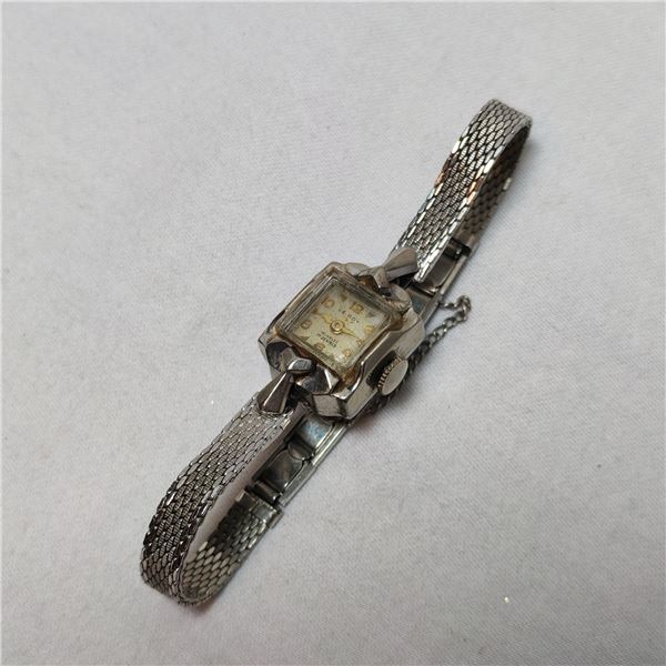 LeRoy 17 Jewels Incabloc Womans Vintage Mechanical Wristwatch