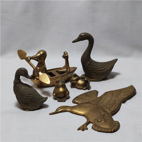 Collection of Vintage Brass Ducks / Geese and Frogs