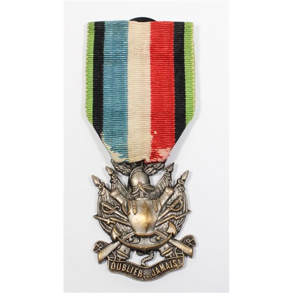 #394 French Oublier Jamais Medal 1870-71