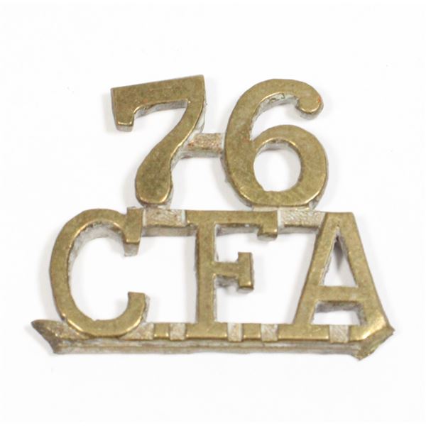 #520 WW1 Canadian Field Artillery Shoulder Title