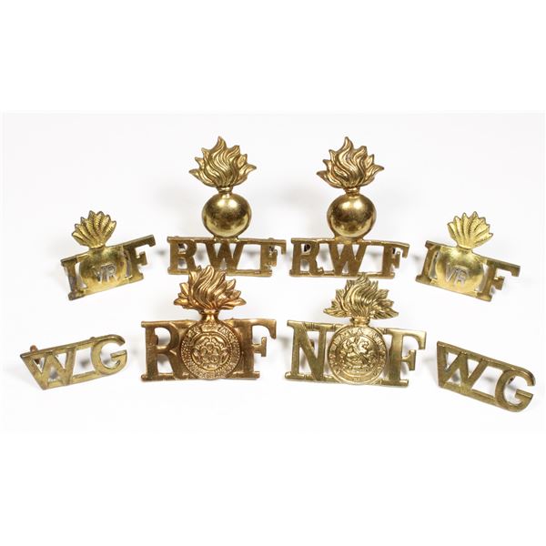 #691 WW2 British Lot of 4 pairs shoulder titles