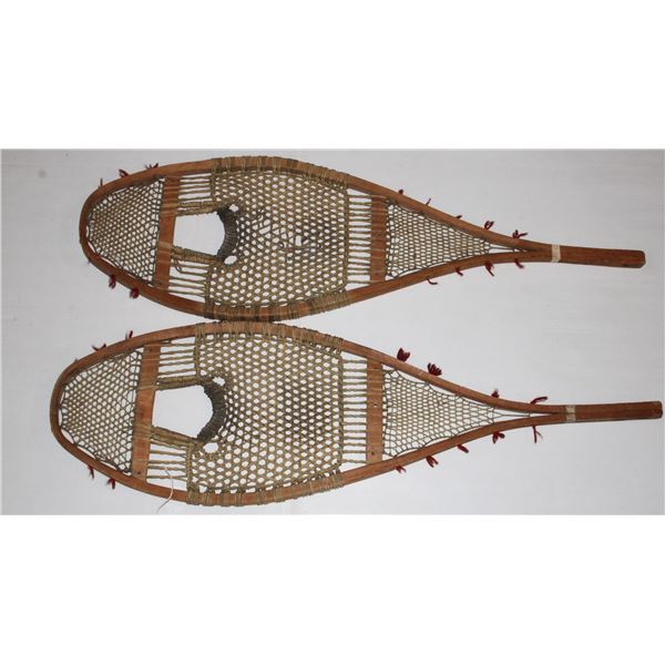 #1473 Antique Huron Style Canadian Snowshoes