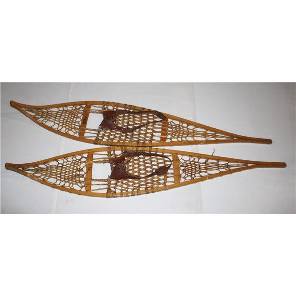 #1476 Vintage Fredericton New Brunswick Snowshoes