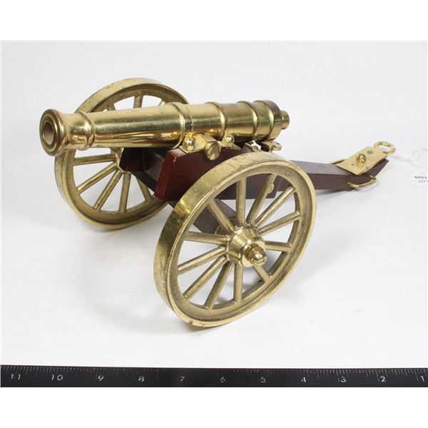 #1559 15in Brass and Wood Artillery Cannon Model