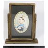 Image 1 : #1626 Queen Victoria Framed Swinging Desk Portrait