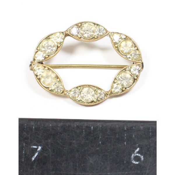 #1704 Ladies Costume Jewelry Pin