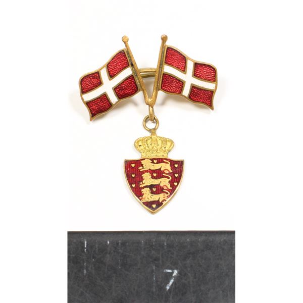 #1705 Vintage 1900's Denmark Flag Crest Pin