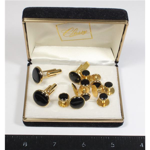 #1711 Lot of Cased Men's Cufflinks six sets