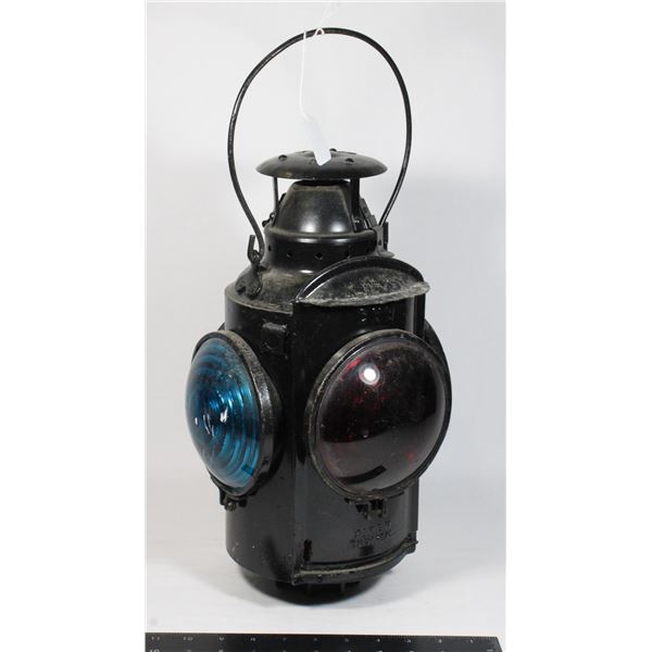 #1841 Canadian National Railroad Lantern Piper Que