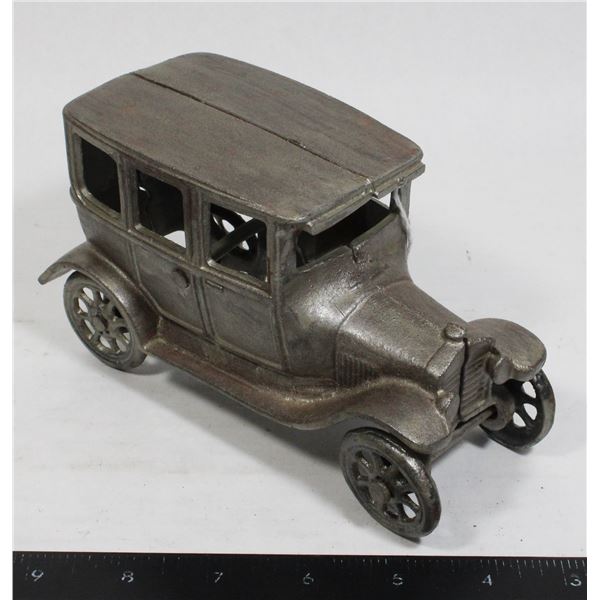 #1845 Vintage Cast Iron Mdel T Ford Toy Car
