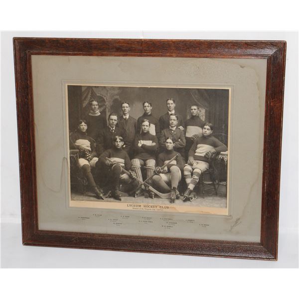 #1882 1907 Lyceum Hockey Club Photo Winnipeg
