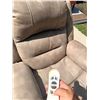 Image 7 : ELECTRIC RECLINER WITH LUMBAR AND HEAD REST ADJUST - WORKS!